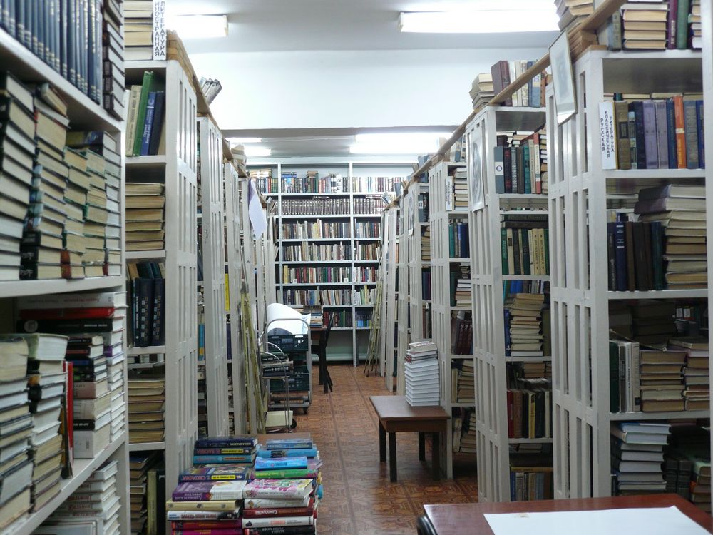 Книгохранилище художественной литературы